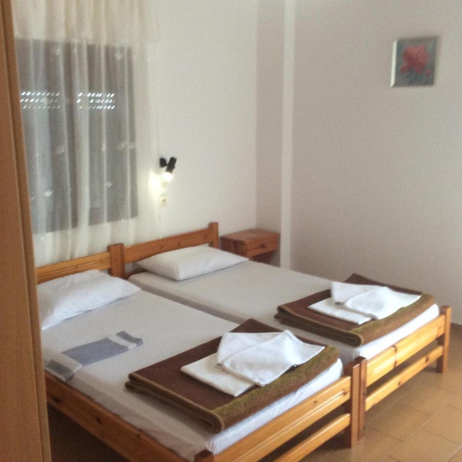 Artemis Rooms Sfakia Buitenkant foto